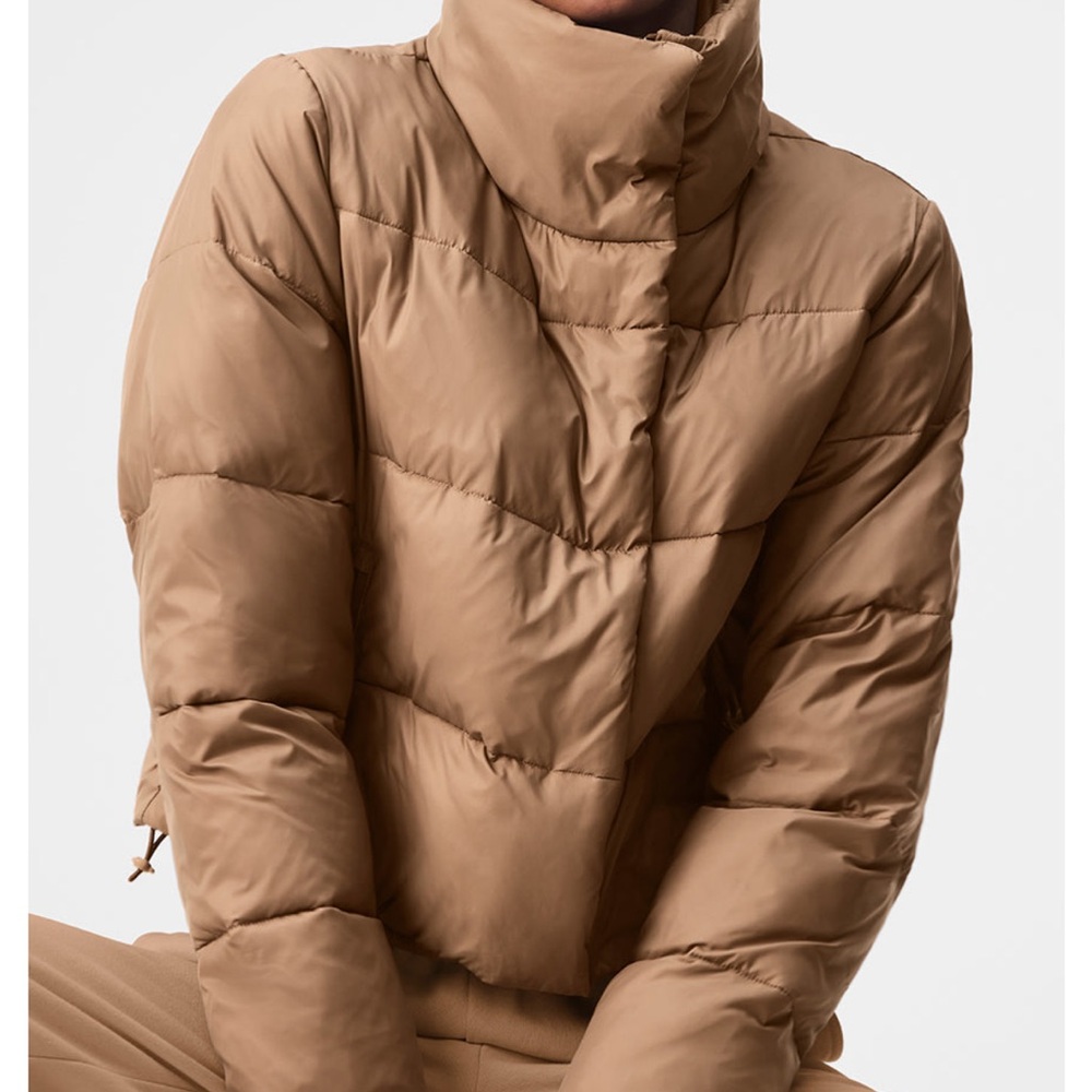 Alo Gold Rush Puffer